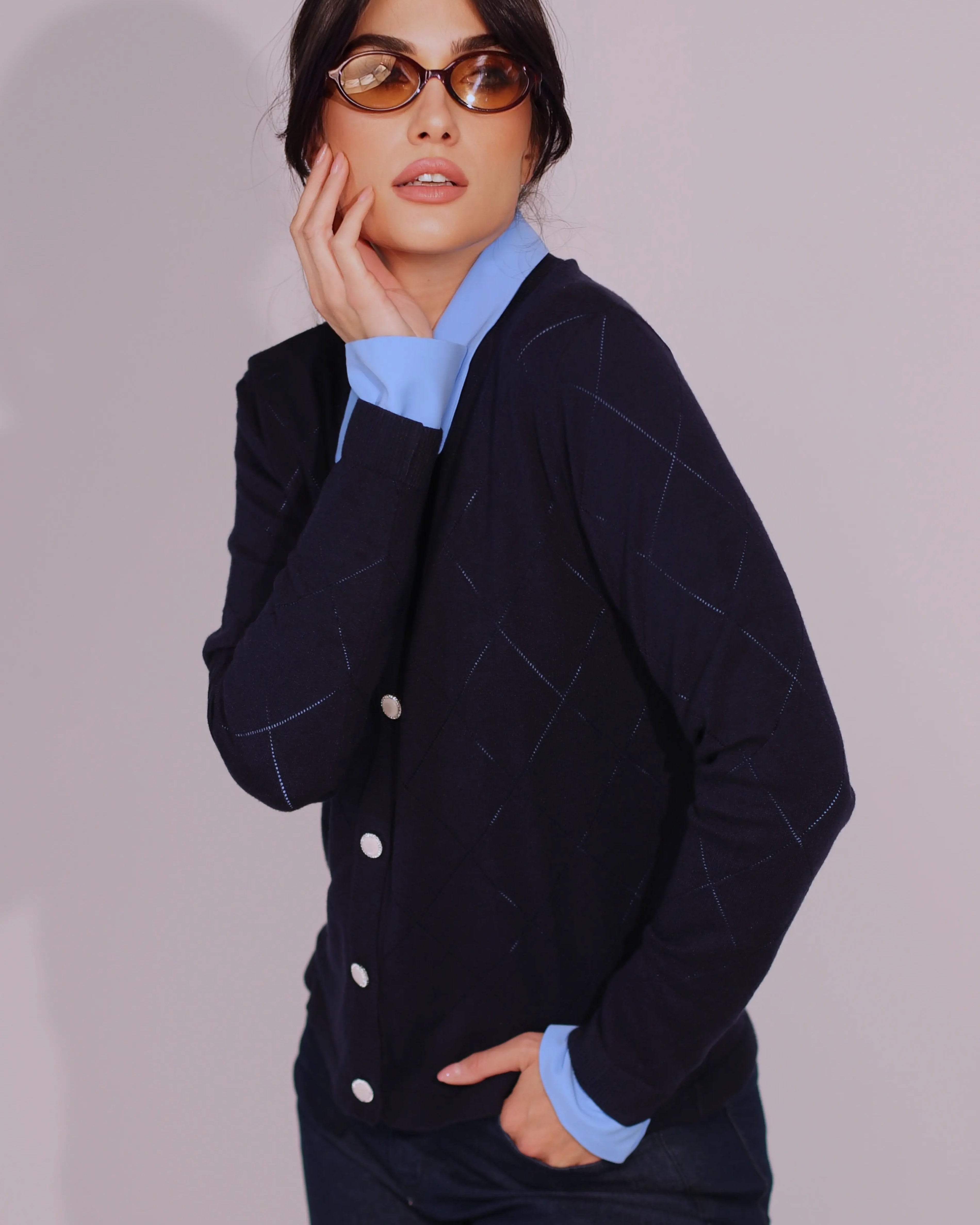 Cardigan girocollo con rombi traforati DORABELLA