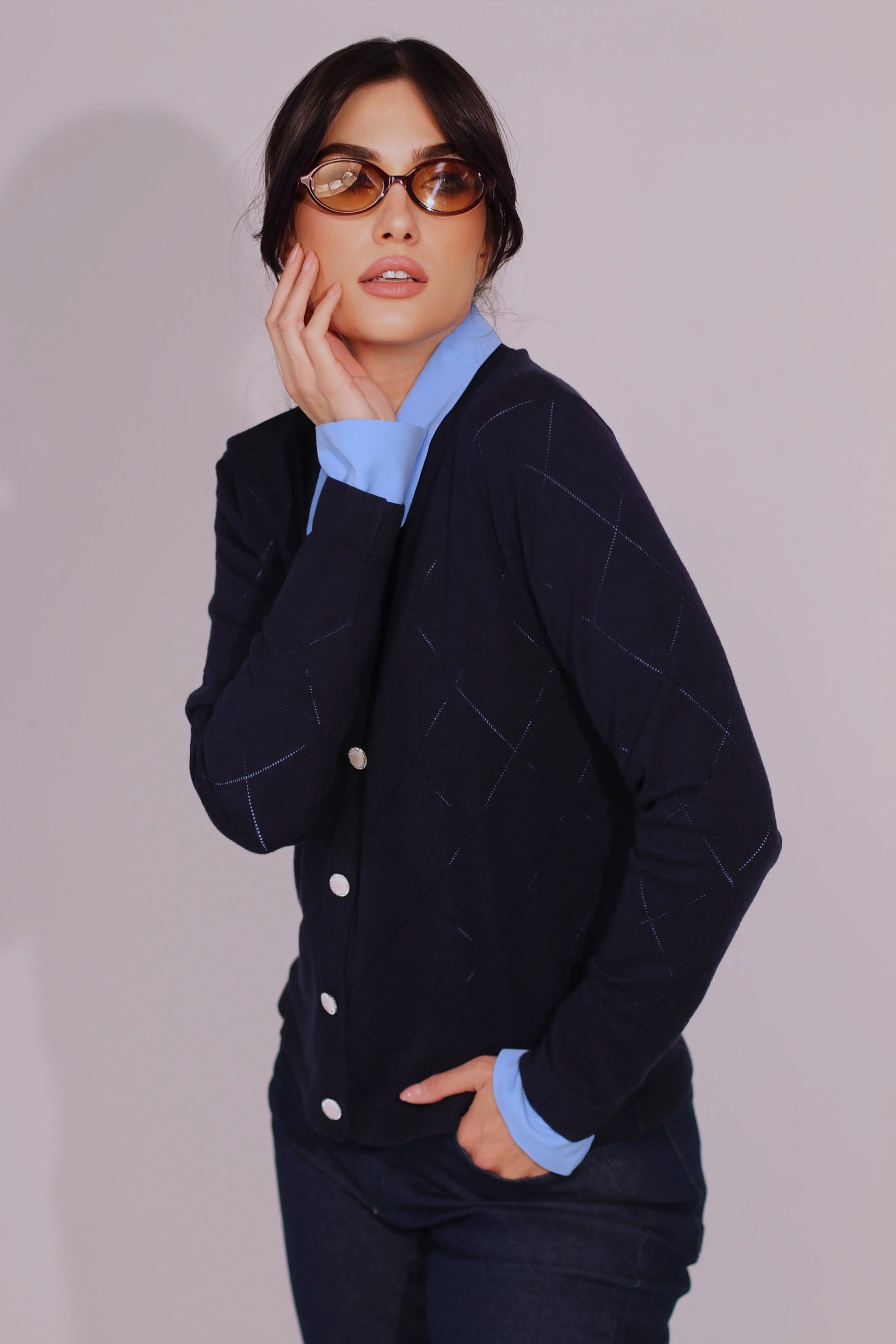 Cardigan girocollo con rombi traforati DORABELLA