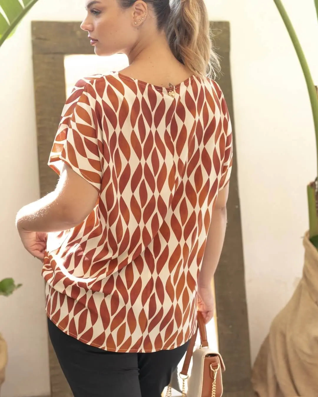 Casacca scollo a V in viscosa con manica kimono ROSSO DORABELLA PIU'