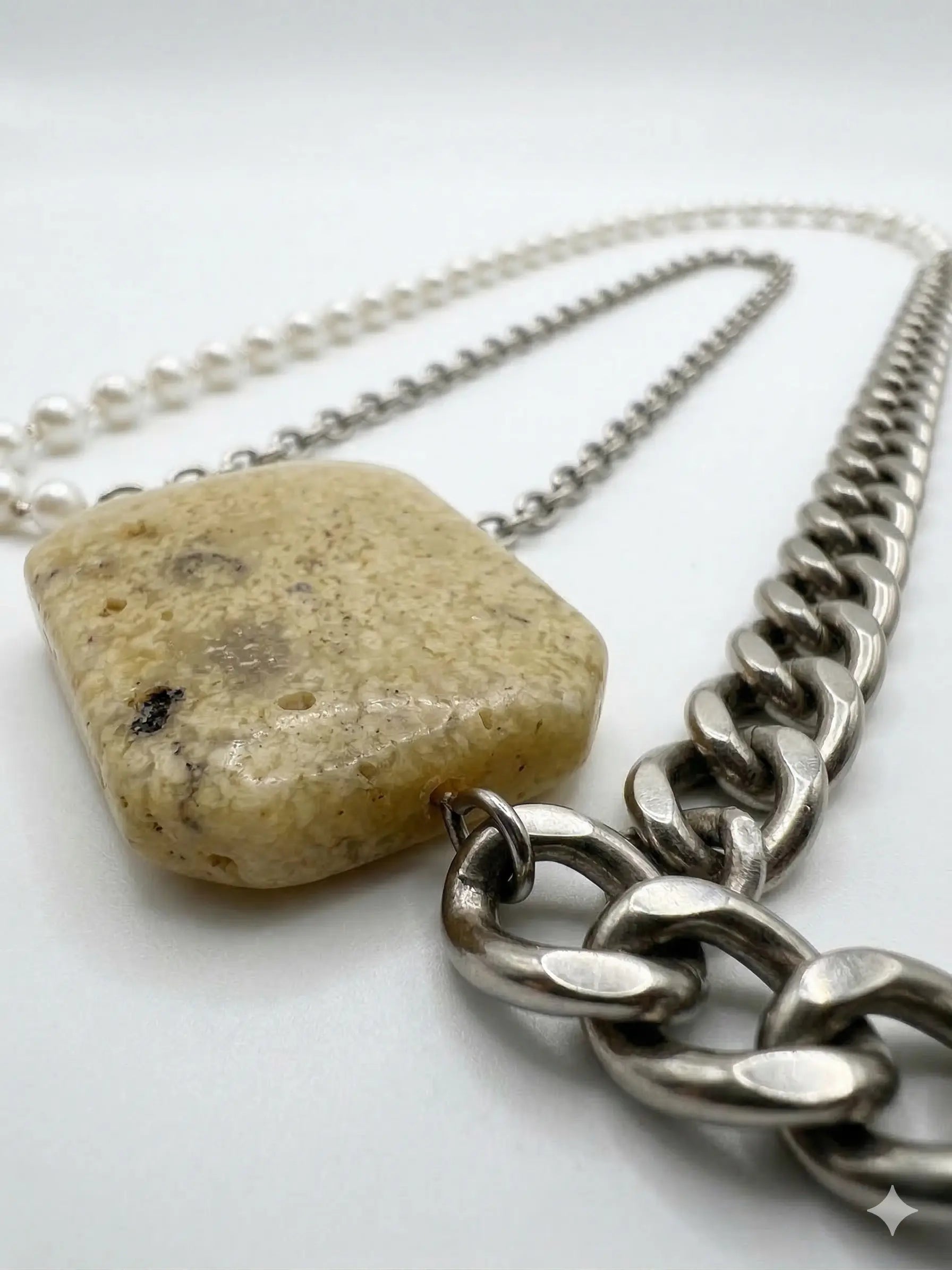 Collana bimateriale DORABELLA