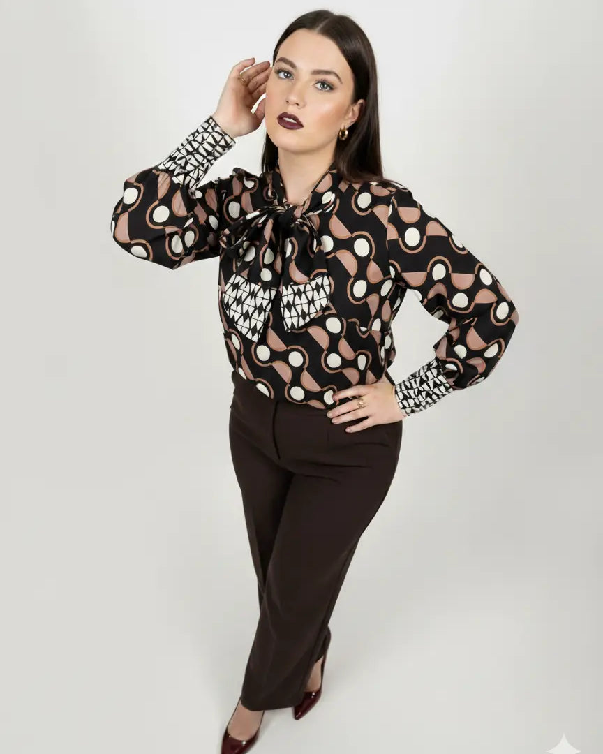 Completo con blusa fantasia e pantalone in tinta unita DORABELLA PIU'