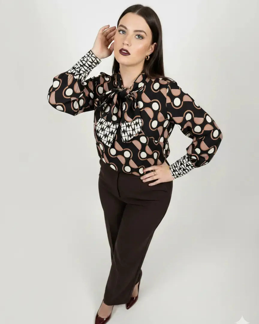Completo con blusa fantasia e pantalone in tinta unita DORABELLA PIU'