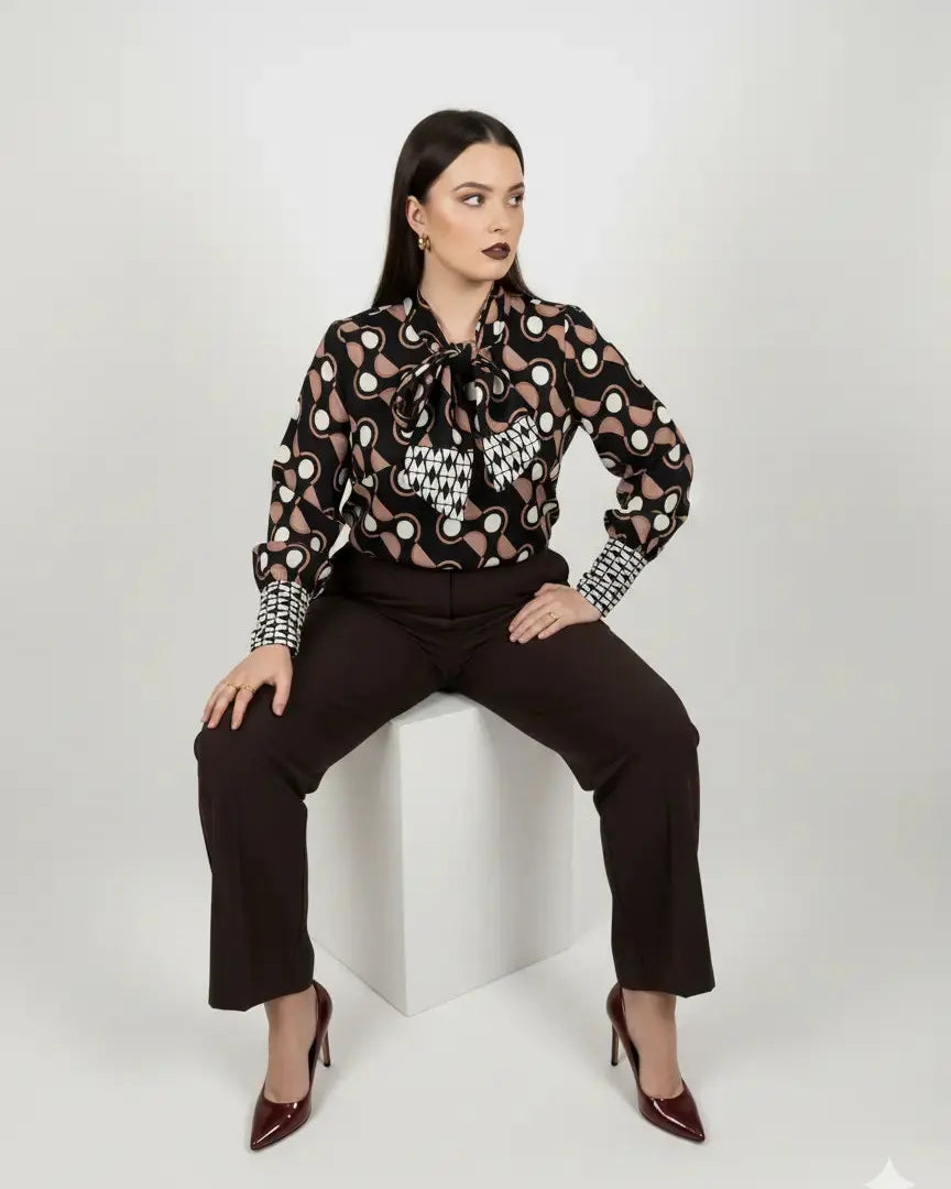 Completo con blusa fantasia e pantalone in tinta unita DORABELLA PIU'
