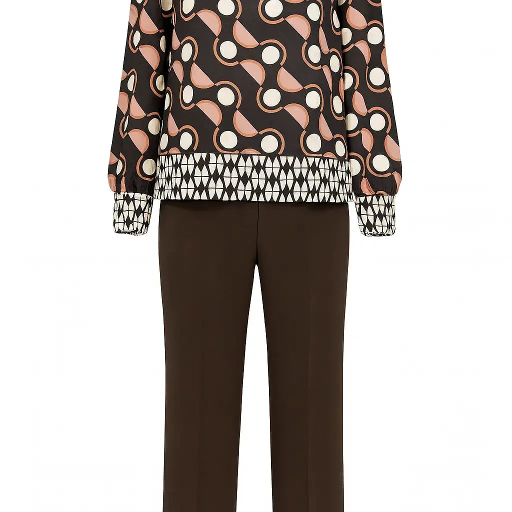 Completo con blusa girocollo fantasia e pantalone in tinta unita DORABELLA