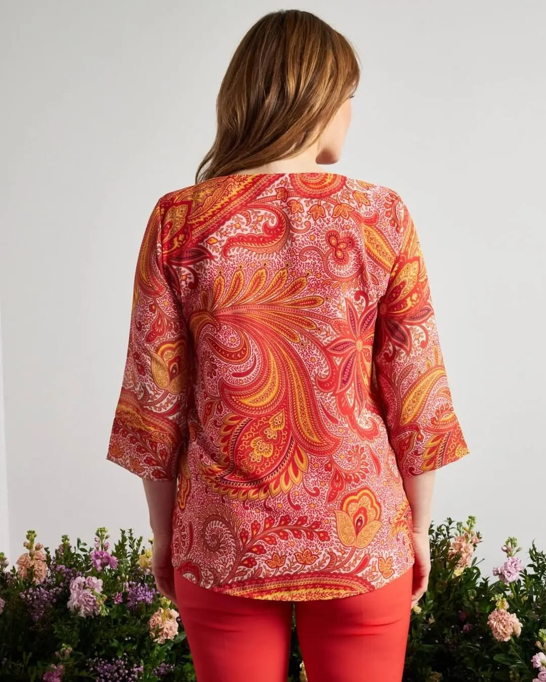 Completo con blusa in georgette con fantasia cashmere e pantalone in cady tinta unita PAPAVERO DORABELLA