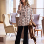 Completo con blusa in georgette lurex con fantasia a pois e collo lavallière e pantalone morbido ti CHAMPAGNE DORABELLA