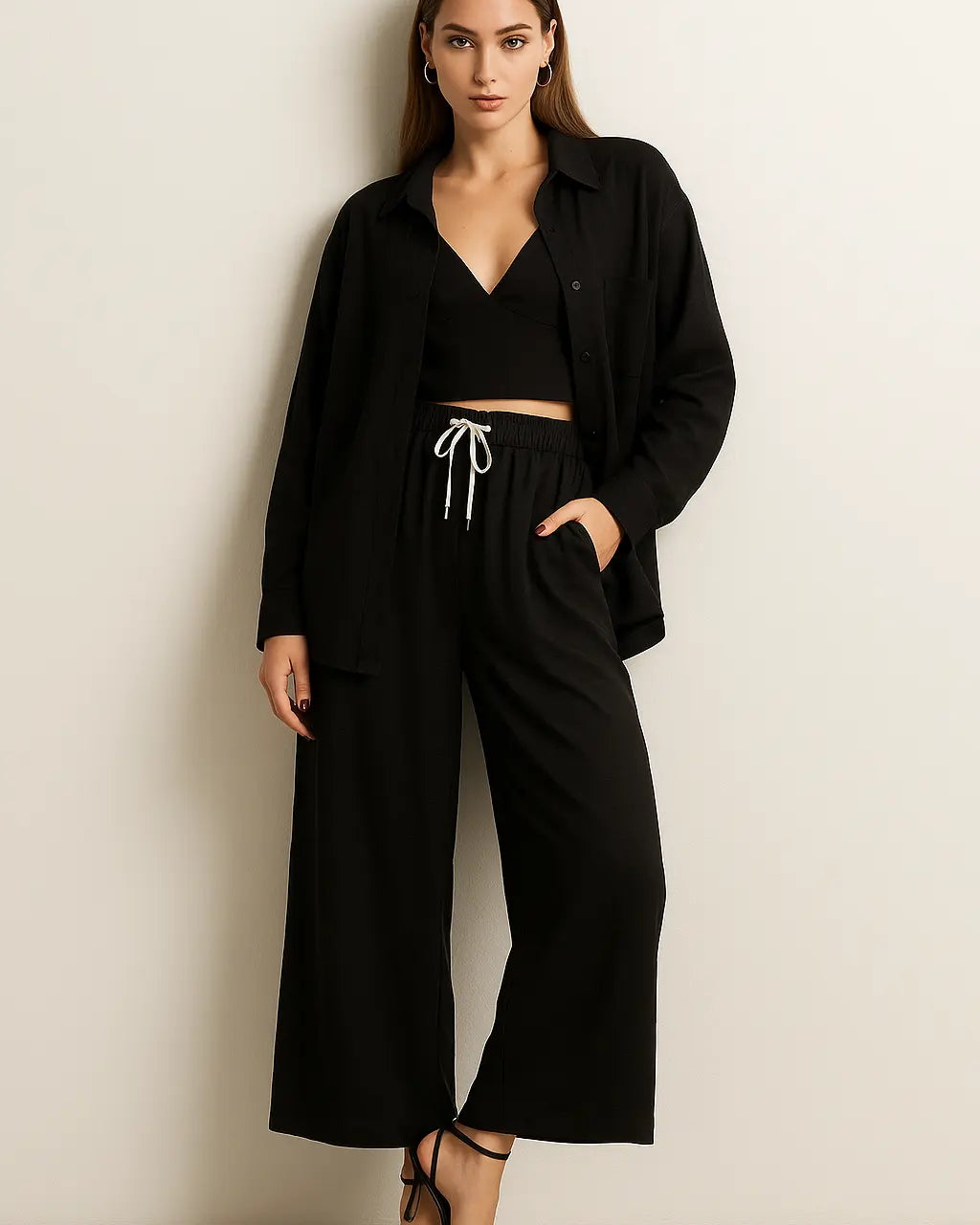 Completo con overshirt , top cropped e jogger palazzo con lacci Unica by Dorabella