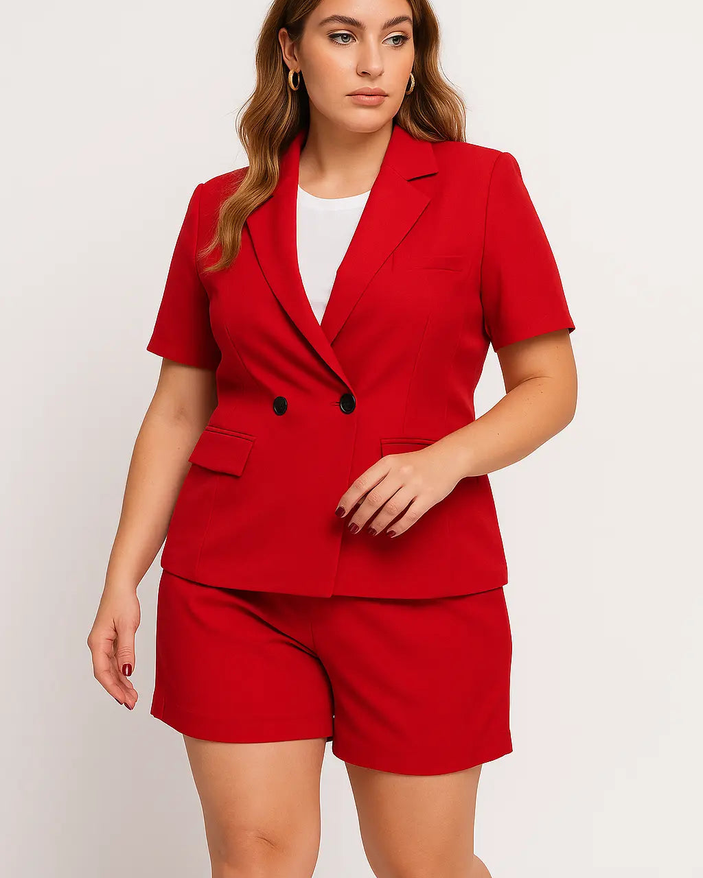 Completo giacca doppiopetto a mezza manica con shorts in coordinato a tinta unita Unica by Dorabella