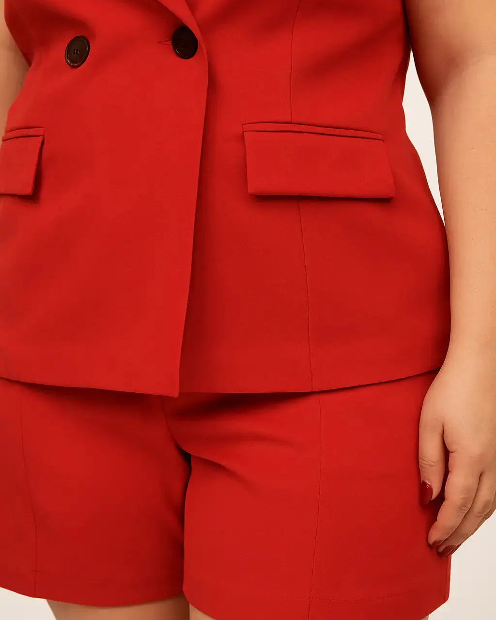 Completo giacca doppiopetto a mezza manica con shorts in coordinato a tinta unita Unica by Dorabella