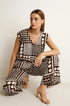 Completo oversize stampato con blusa giromanica a scollo a V e pantaloni ampi Unica by Dorabella