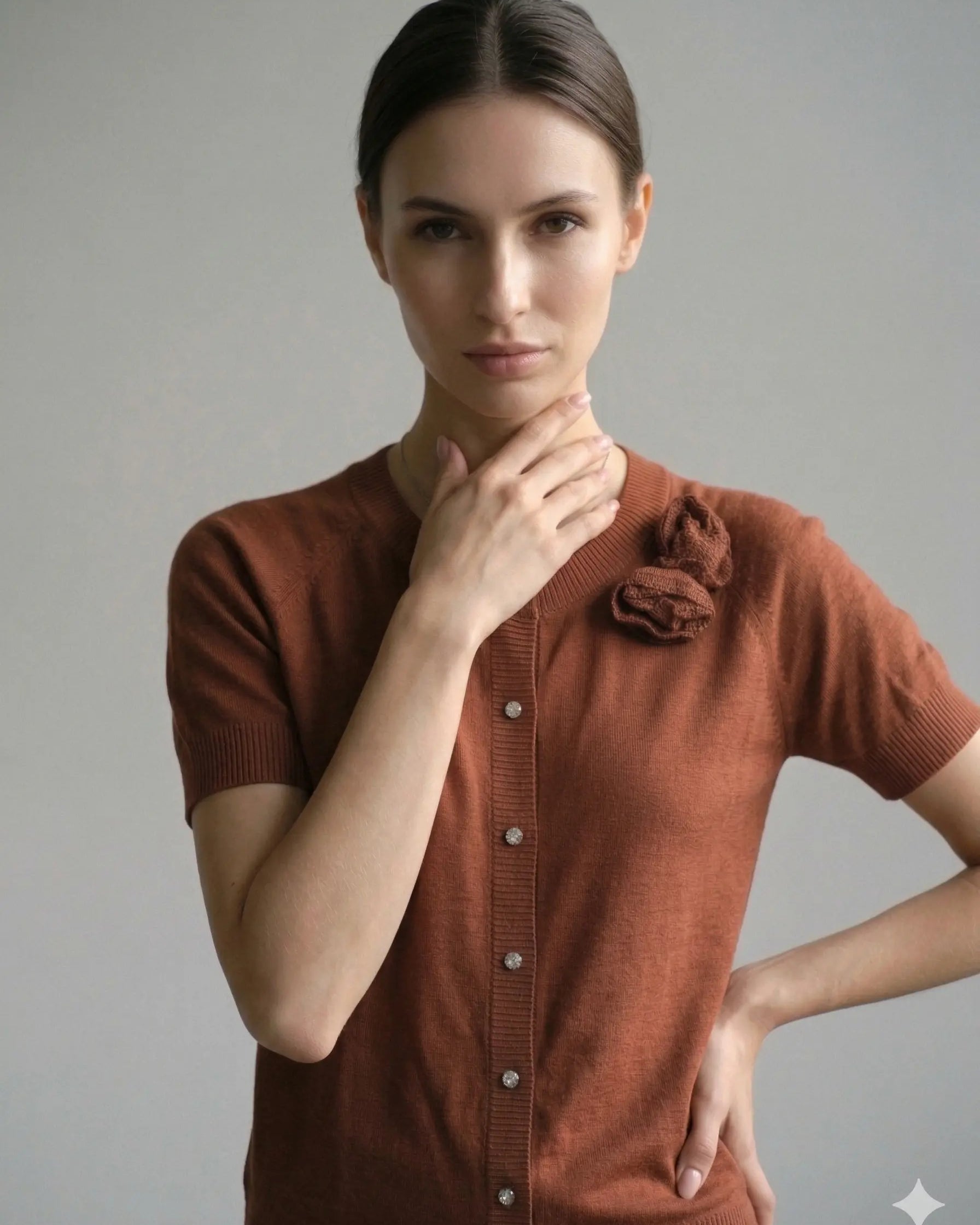 Finto cardigan con rose DORABELLA