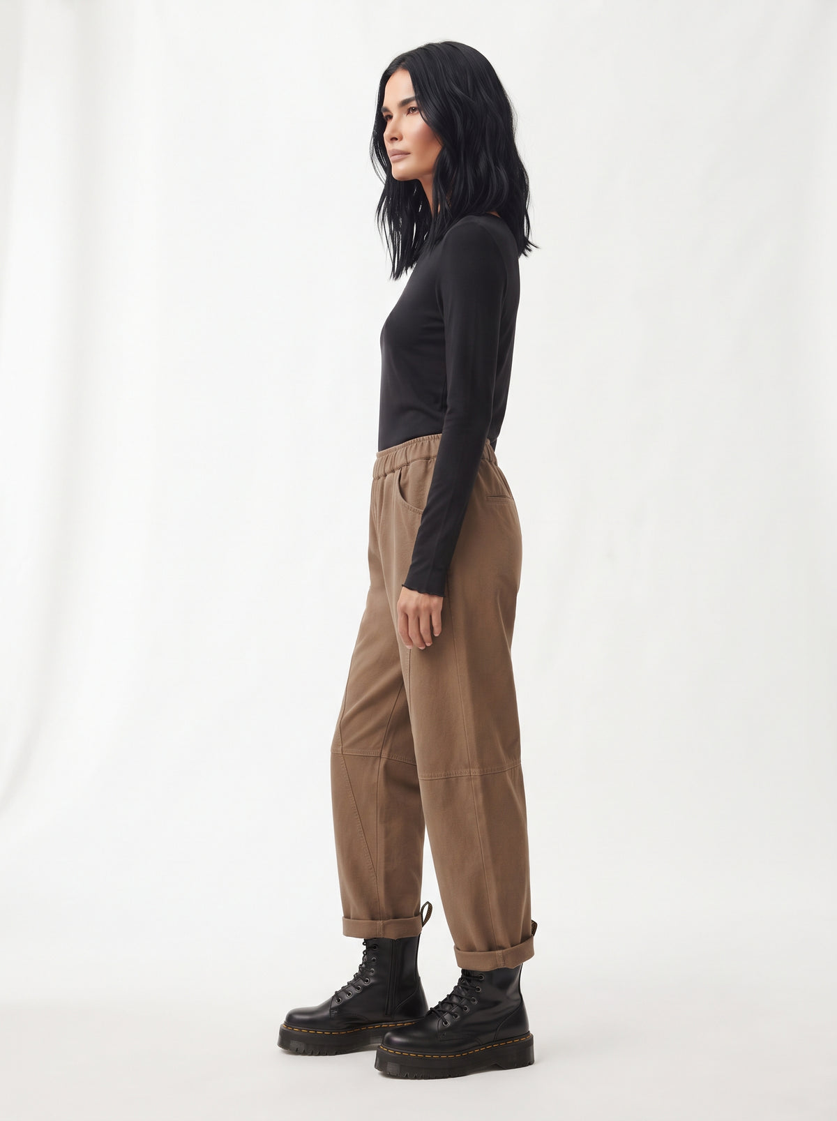 Pantalone in felpa con tagli