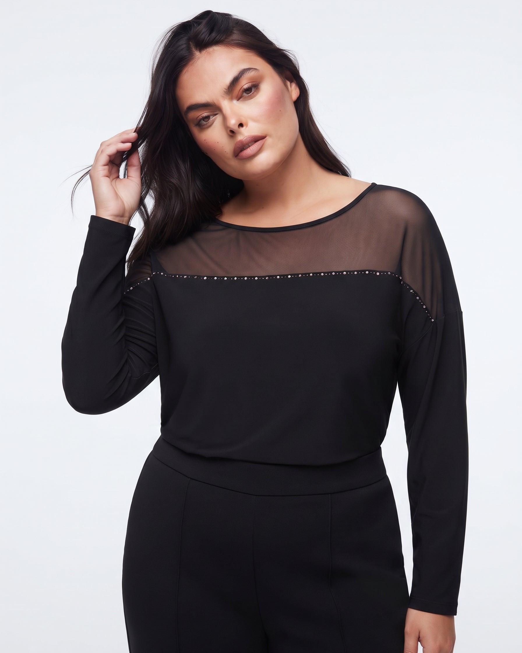 Blusa con carré trasparente