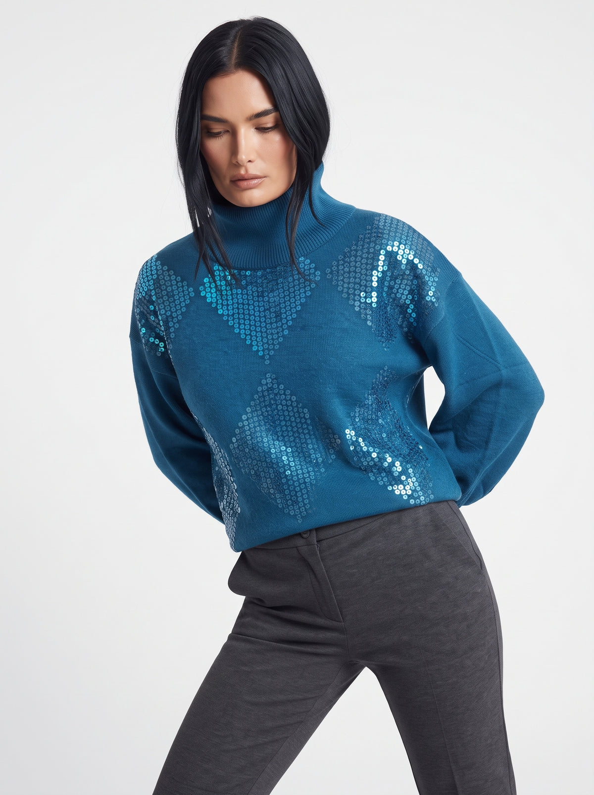 Maglia collo removibile e rombi paillettes