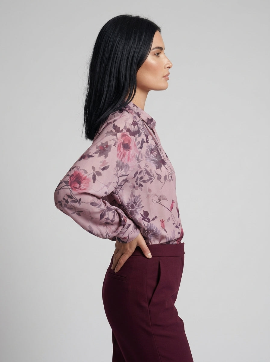 Blusa con collo intrecciato