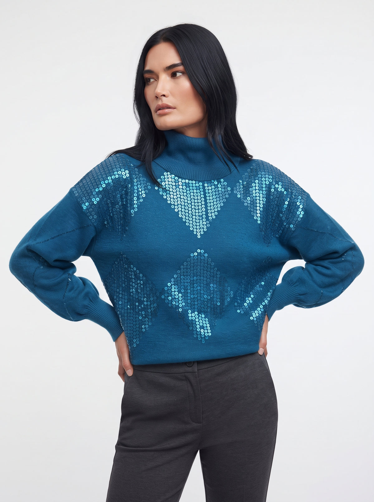 Maglia collo removibile e rombi paillettes