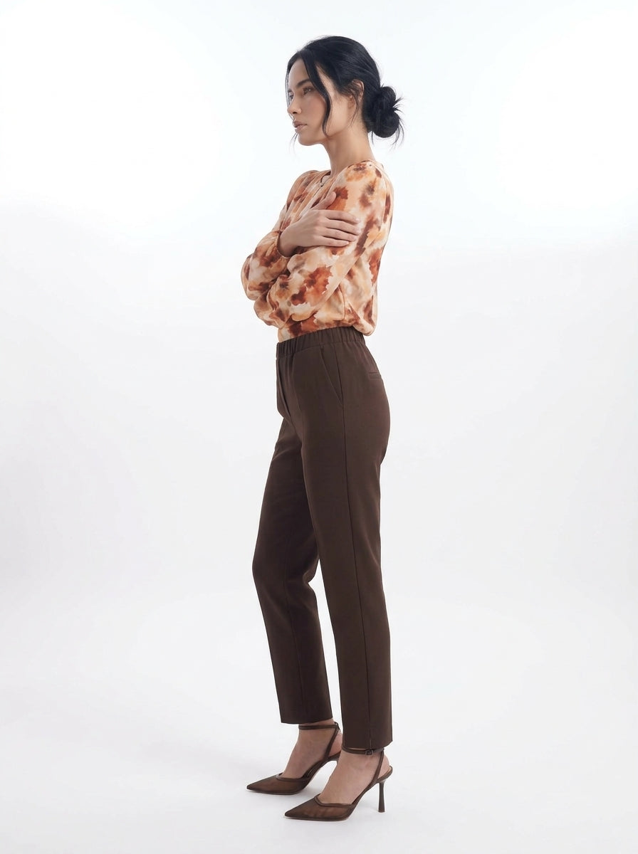 Pantalone sigaretta con bustino