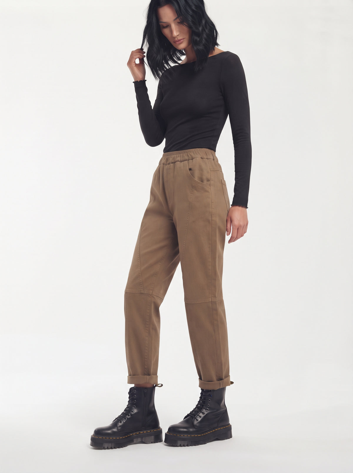 Pantalone in felpa con tagli