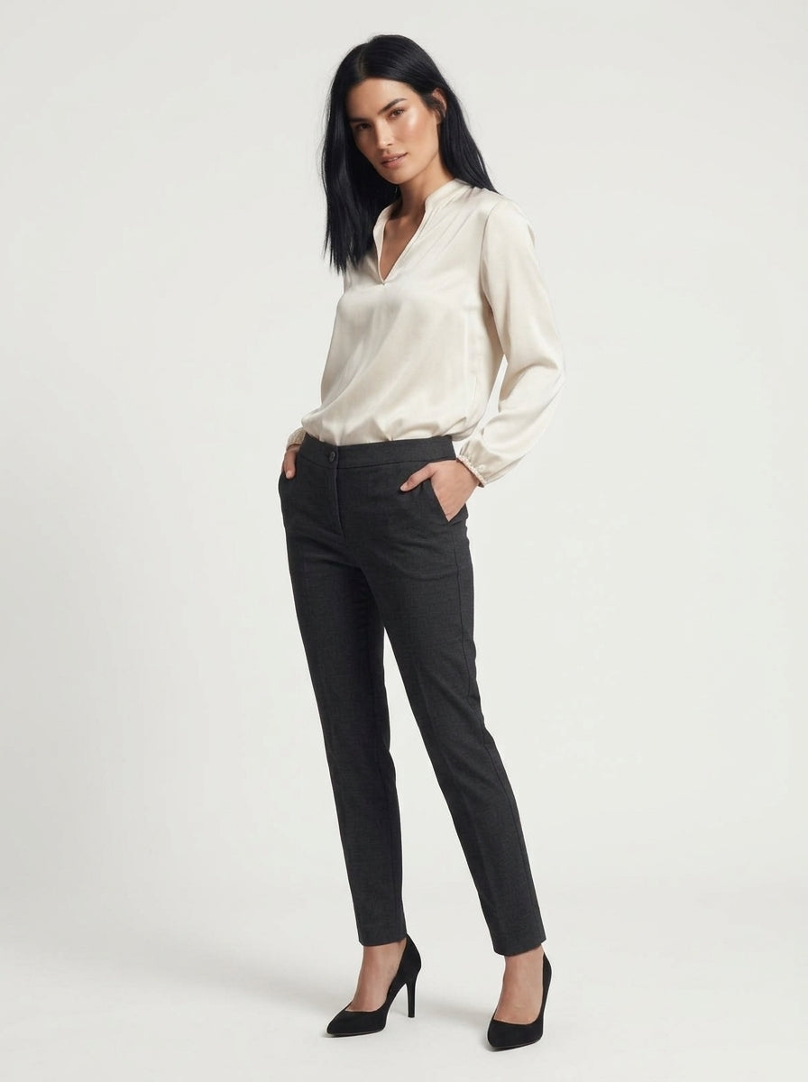 Blusa fluida con scollo a V
