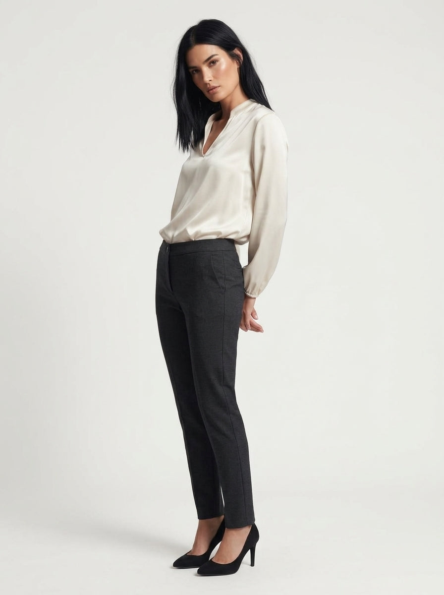 Blusa fluida con scollo a V