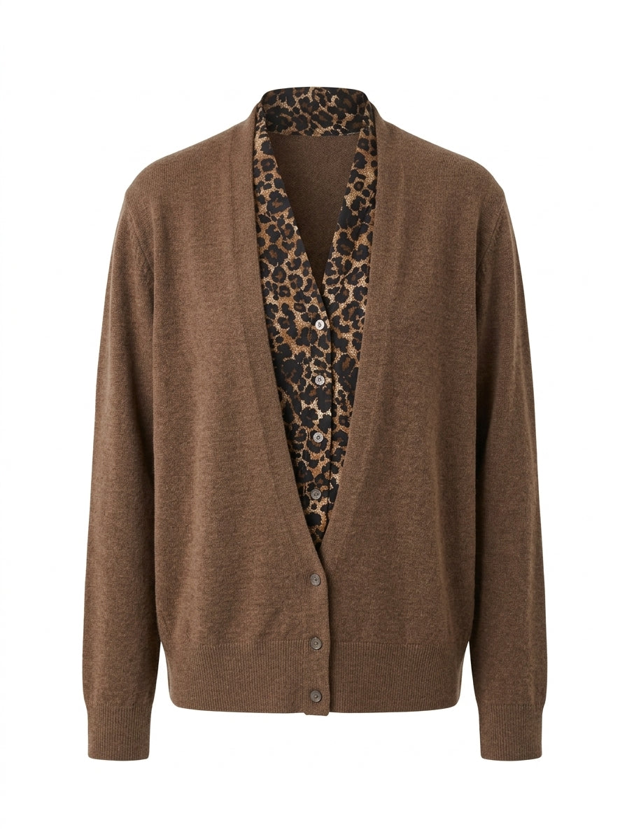Finto twin set con camicia animalier
