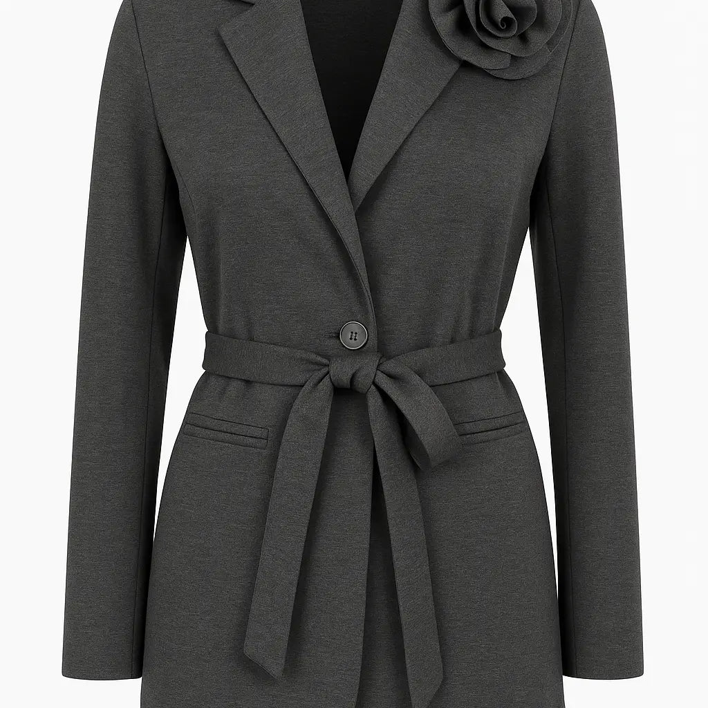 Giacca con cintura e spilla DORABELLA