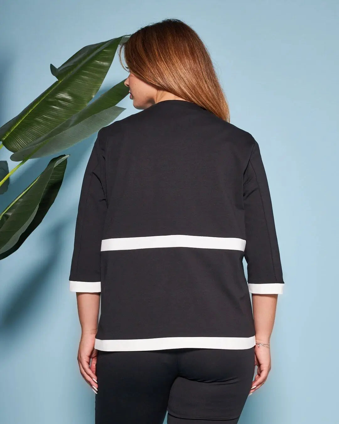 Giacca girocollo in punto milano di misto viscosa con bordi a contrasto NERO DORABELLA