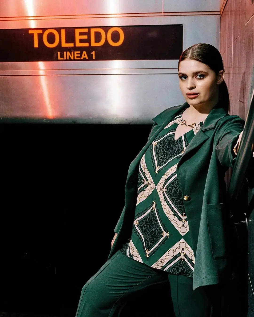 Giacca monopetto con risvolto alle maniche e tasche a toppa laterali MILITARE DORABELLA PIU' 49