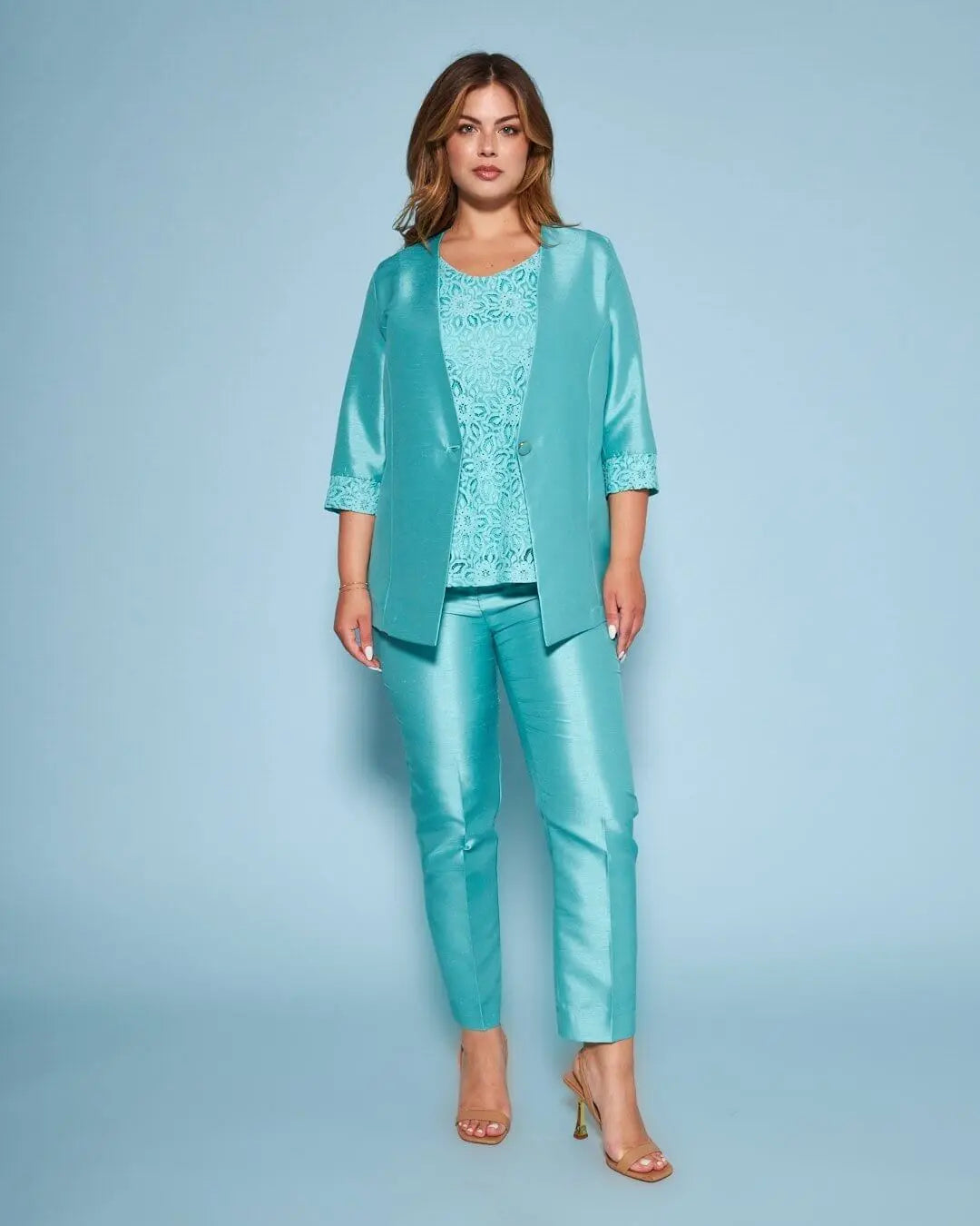 Giacca monopetto senza collo in shantung con inserto in pizzo sul fondo manica ACQUA DORABELLA COUTURE