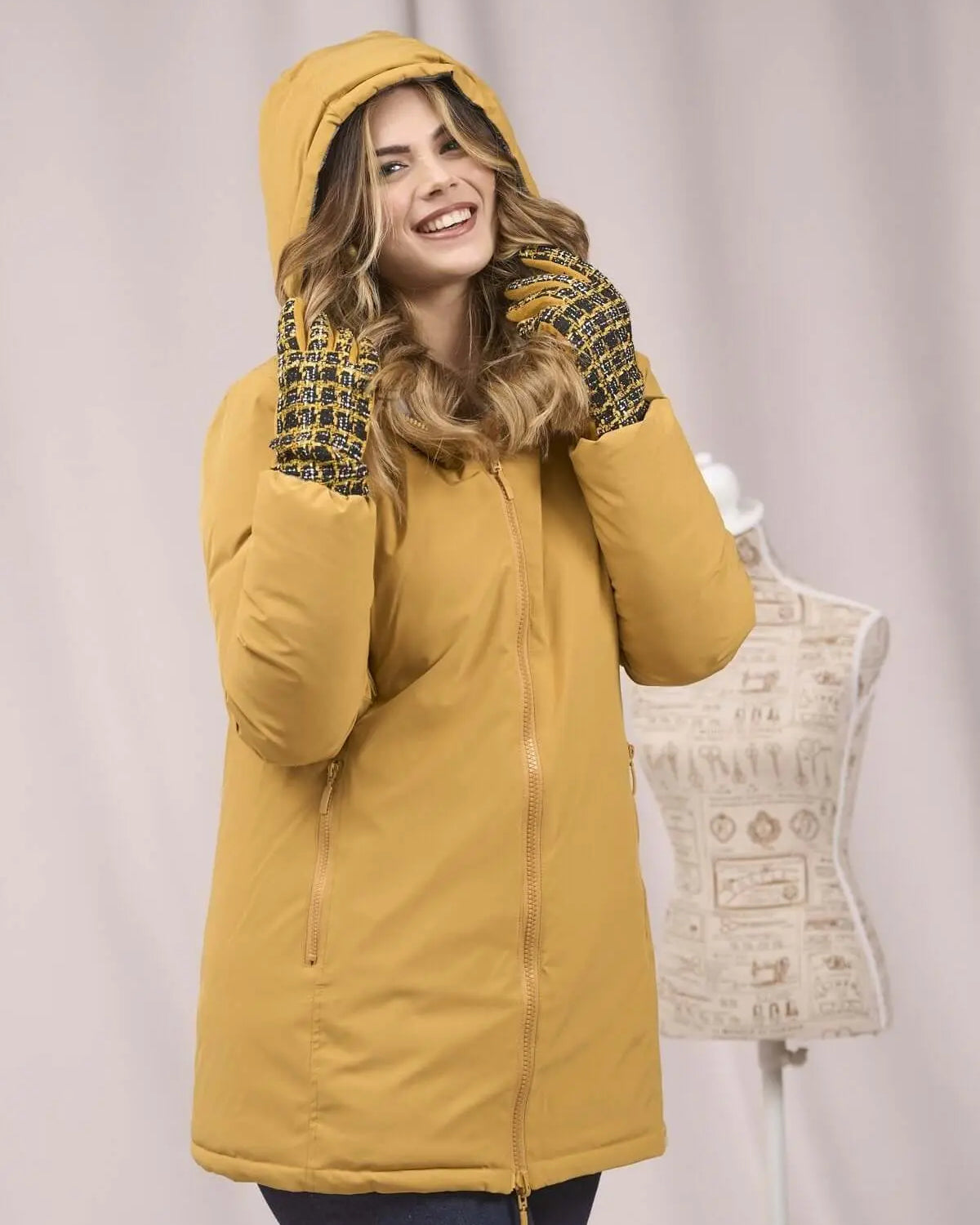 Giubbino con cappuccio e zip SENAPE DORABELLA