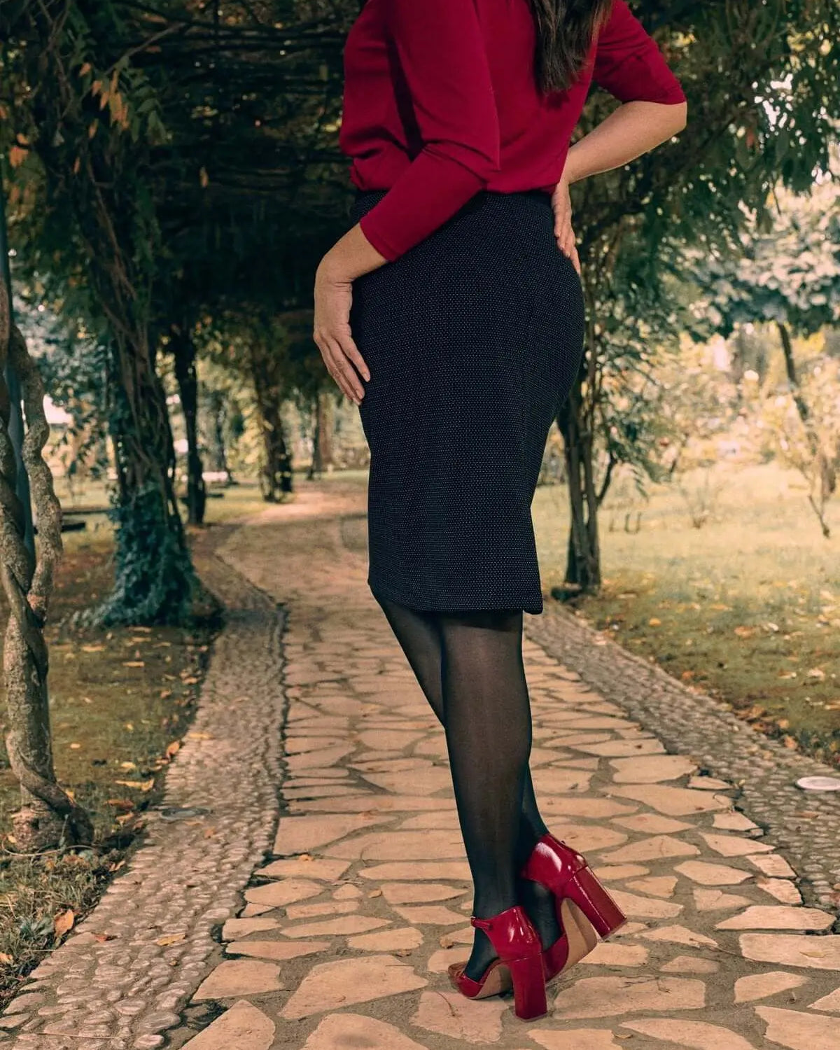 Gonna a tubino con motivo a fantasia e vita elastica NERO DORABELLA