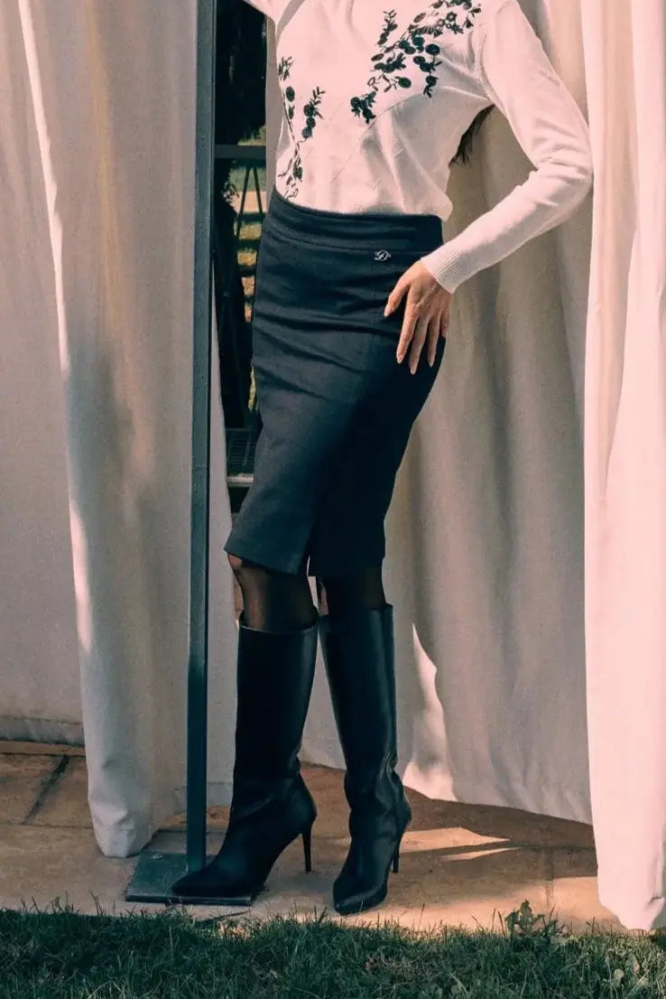 Gonna a tubino con tagli e spacchi frontali DORABELLA