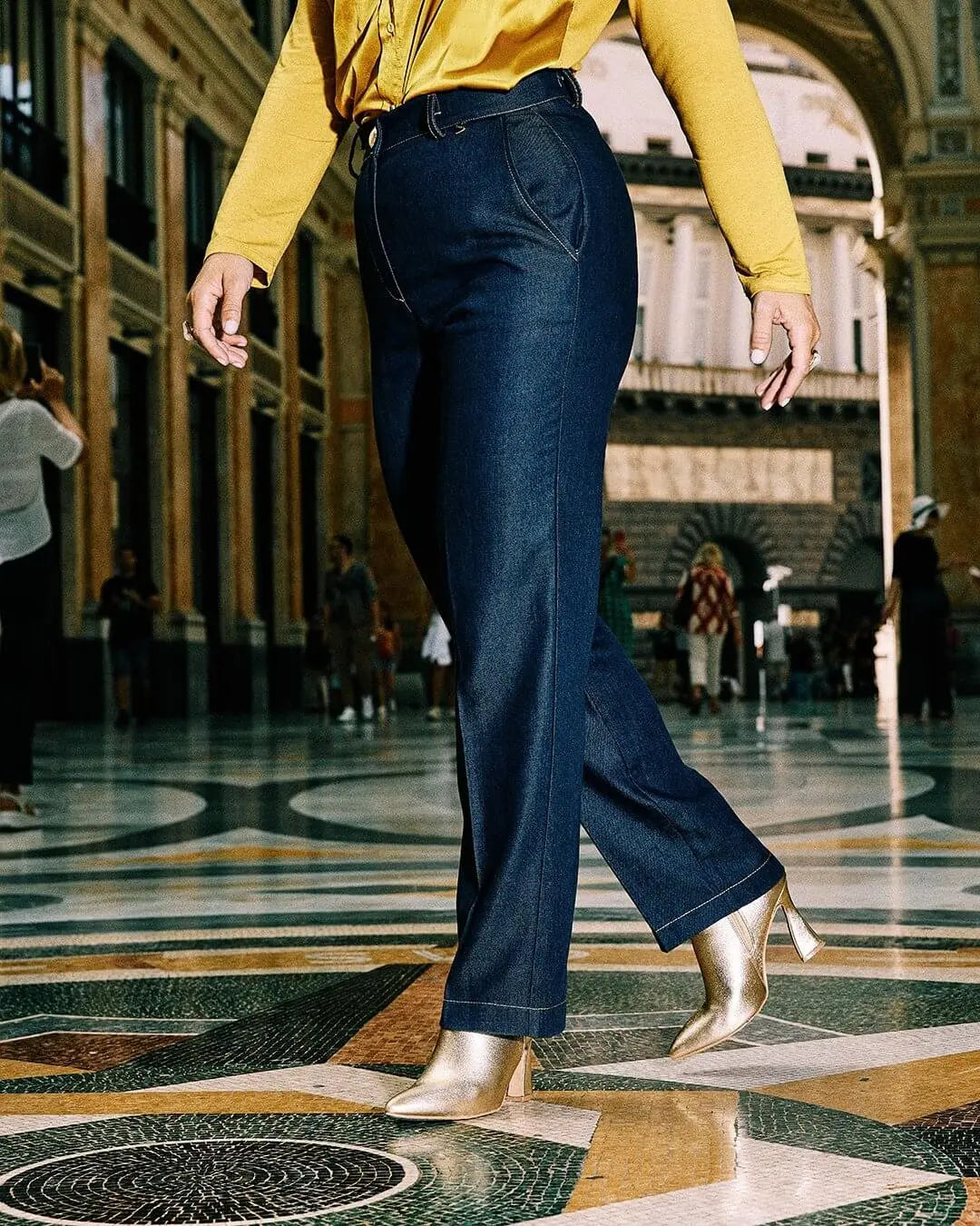 Jeans vita alta denim con bottone dorato BLU DORABELLA 52