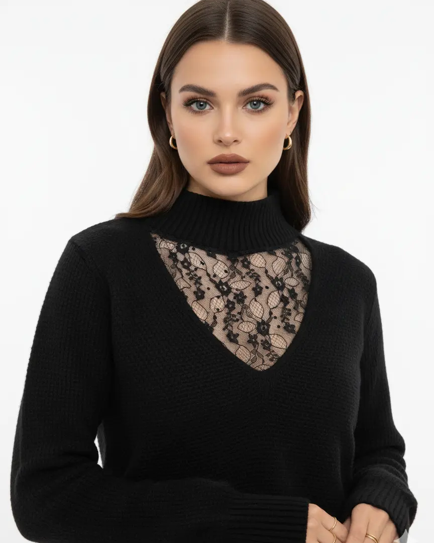 Lupetto con scollo in pizzo e strass DORABELLA