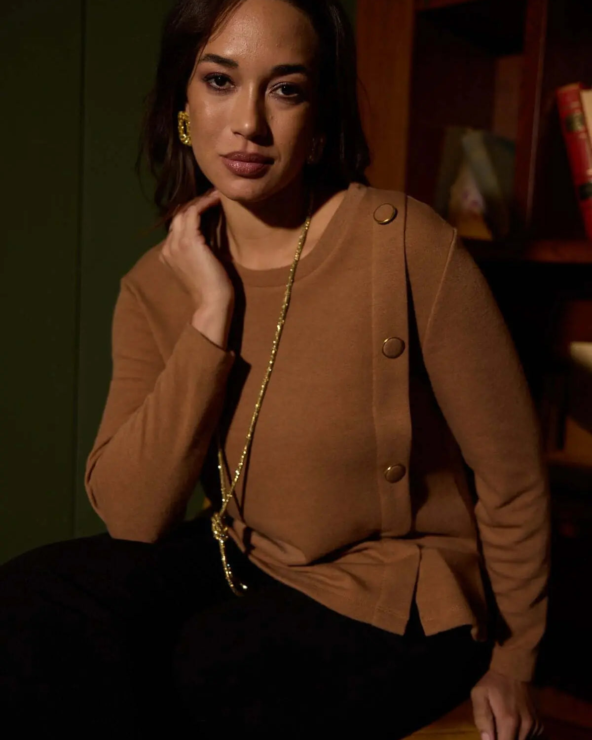 MAGLIA GIROCOLLO CON BOTTONI CAMMELLO DORABELLA