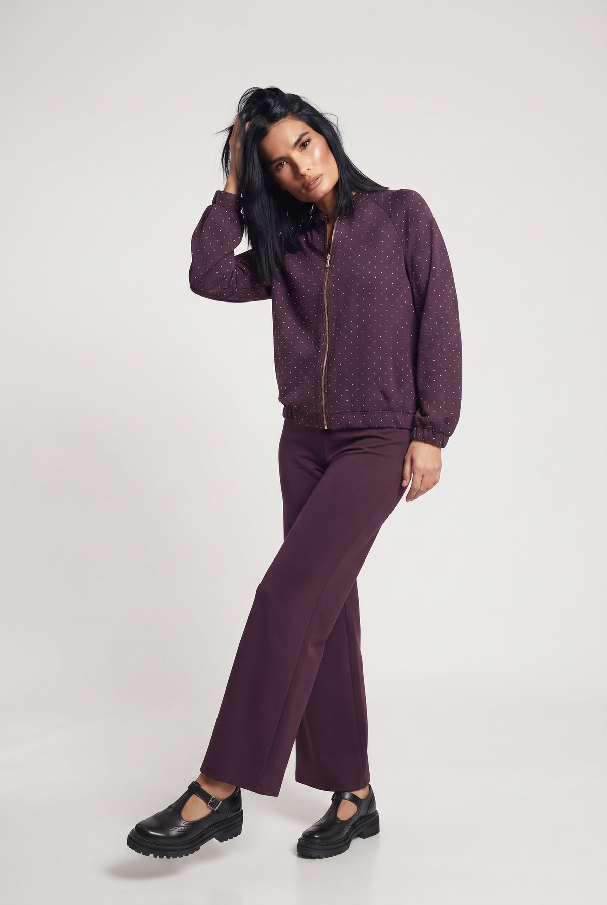 Coordinato felpa e pantalone full strass