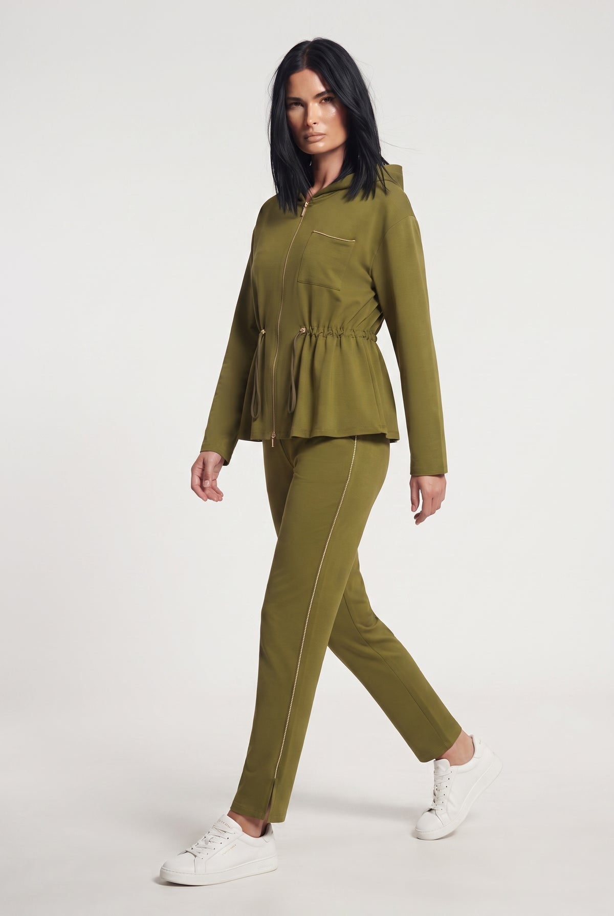 Coordinato felpa e pantalone con microchain