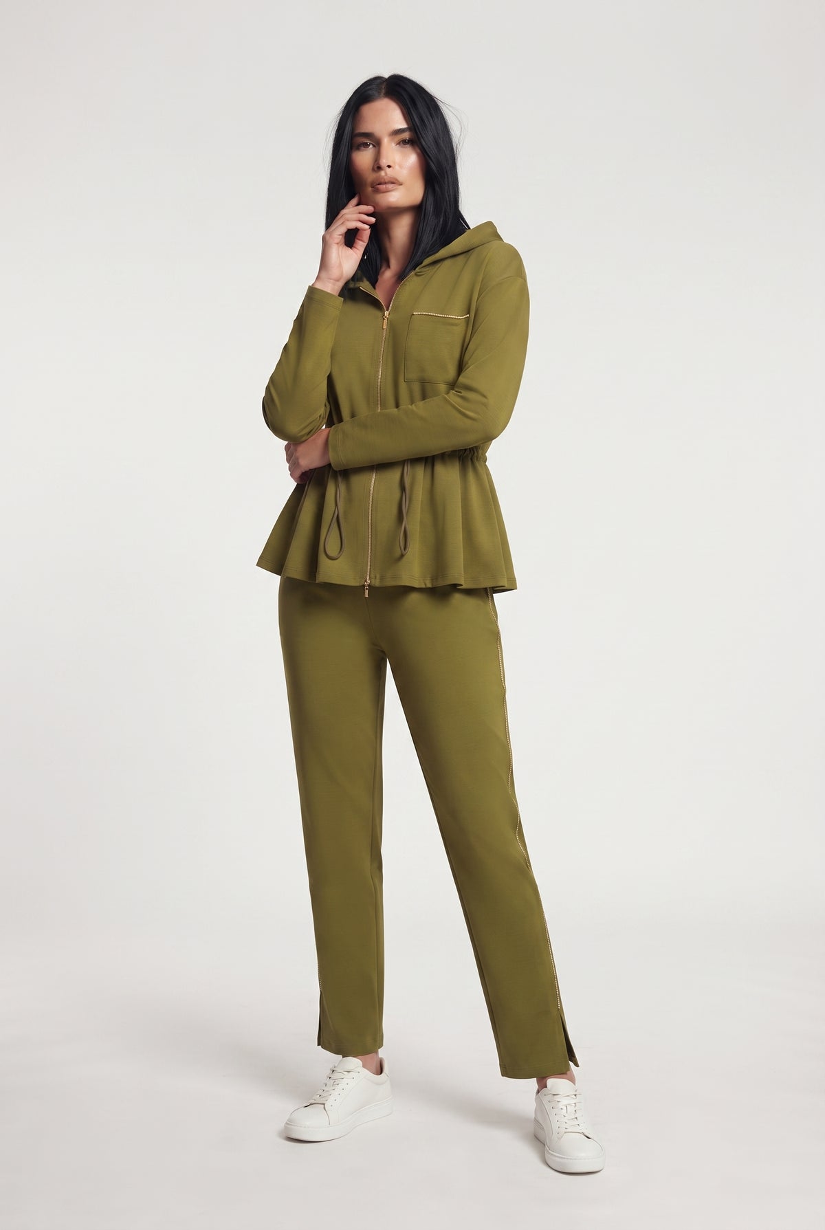 Coordinato felpa e pantalone con microchain
