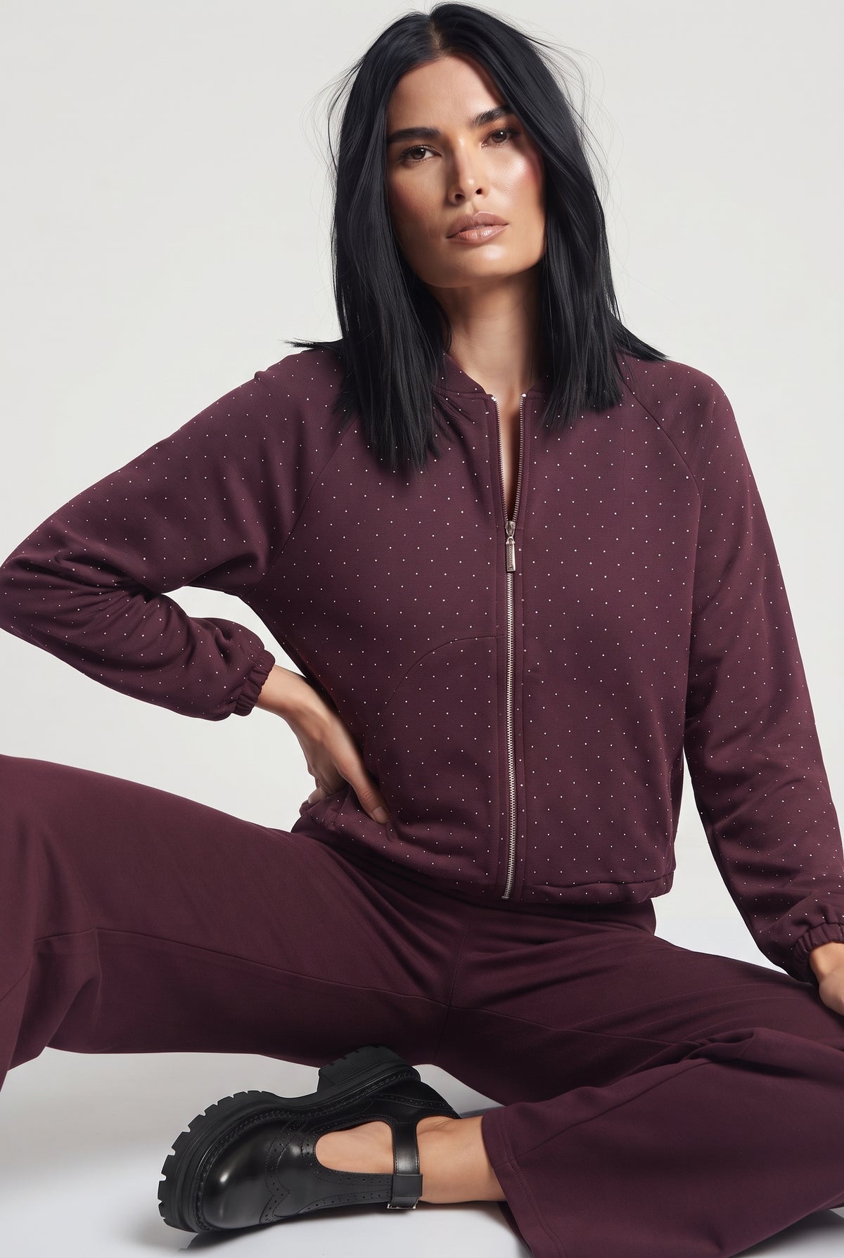 Coordinato felpa e pantalone full strass