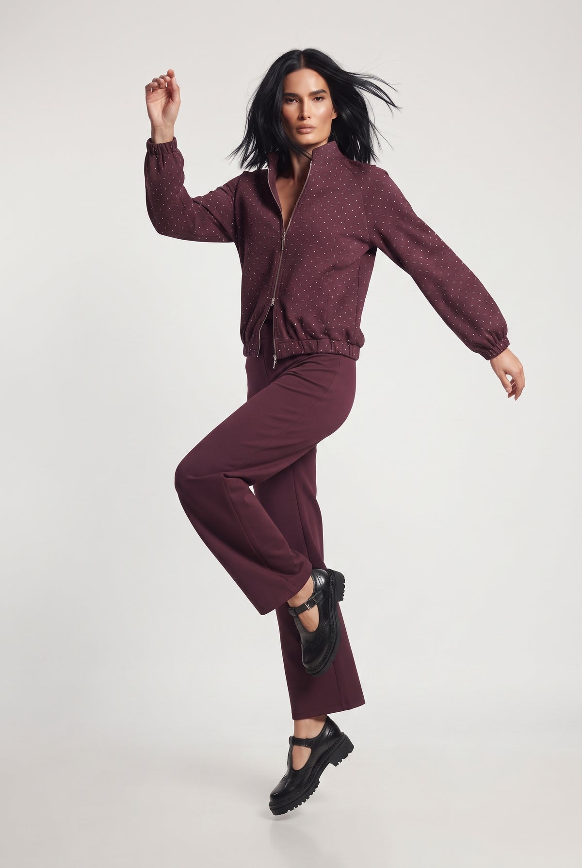Coordinato felpa e pantalone full strass