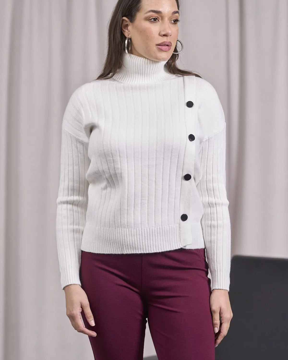 Maglia a collo alto con bottoni laterali PANNA DORABELLA