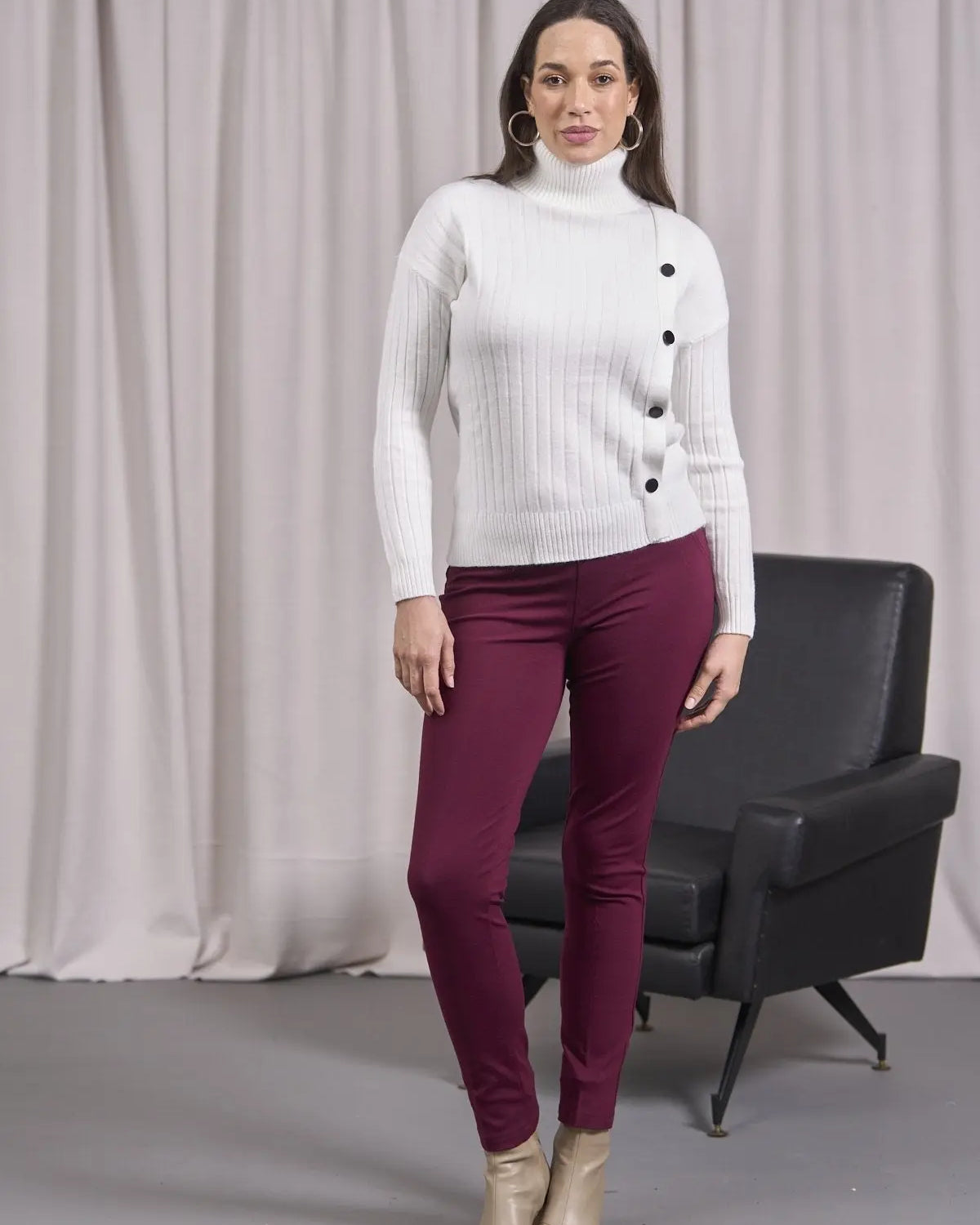 Maglia a collo alto con bottoni laterali PANNA DORABELLA