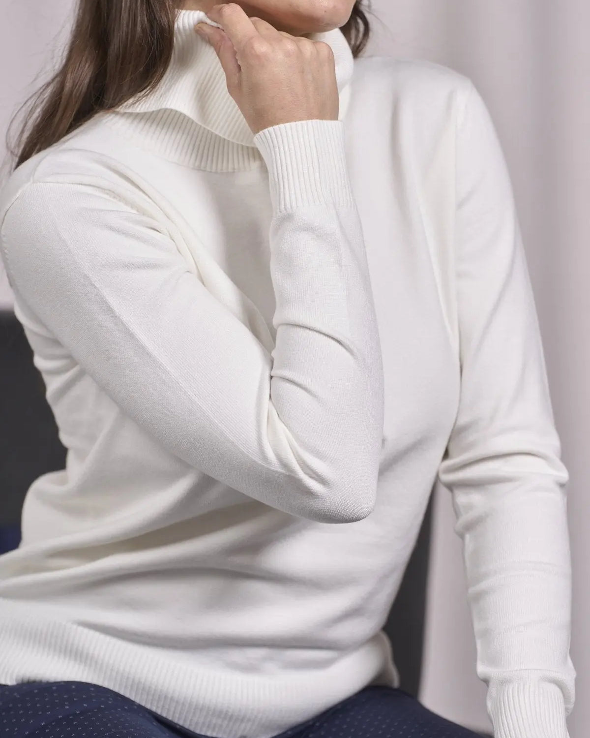 Maglia a collo alto risvoltato LATTE DORABELLA