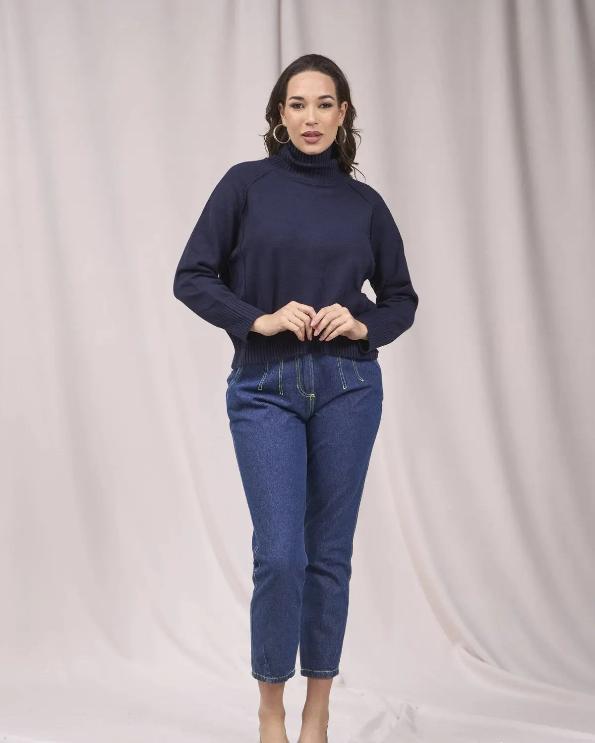 Maglia a collo alto, manica raglan e costine BLU IRONICA