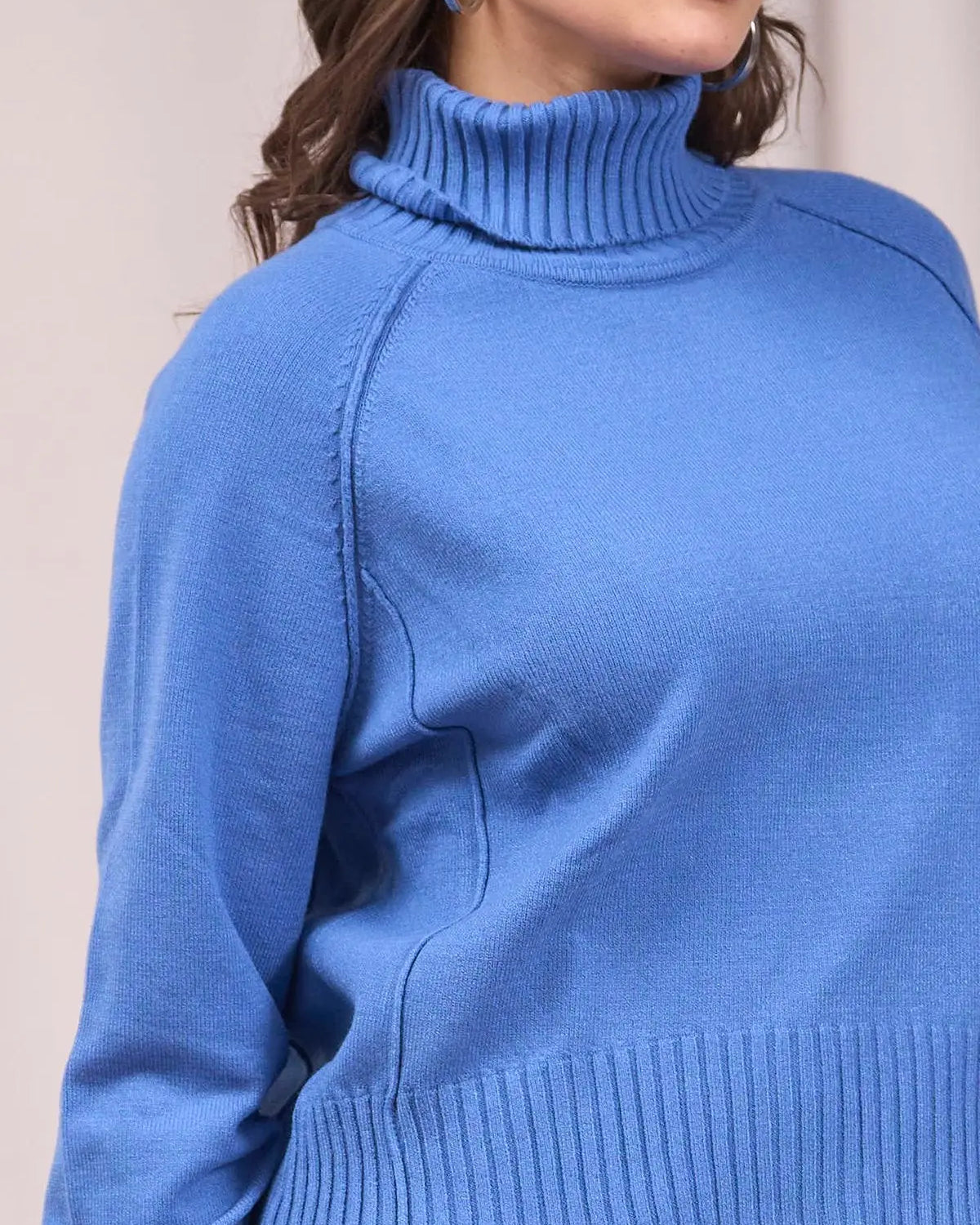 Maglia a collo alto, manica raglan e costine CARTA DA ZUCCHERO IRONICA