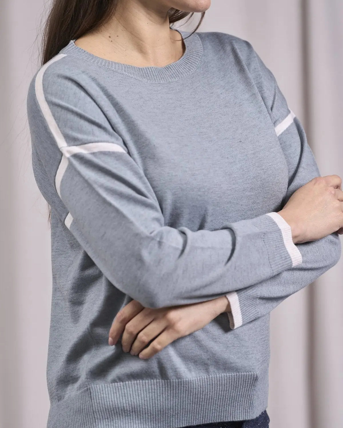 Maglia a girocollo con contorni a contrasto GRIGIO CHIARO IRONICA