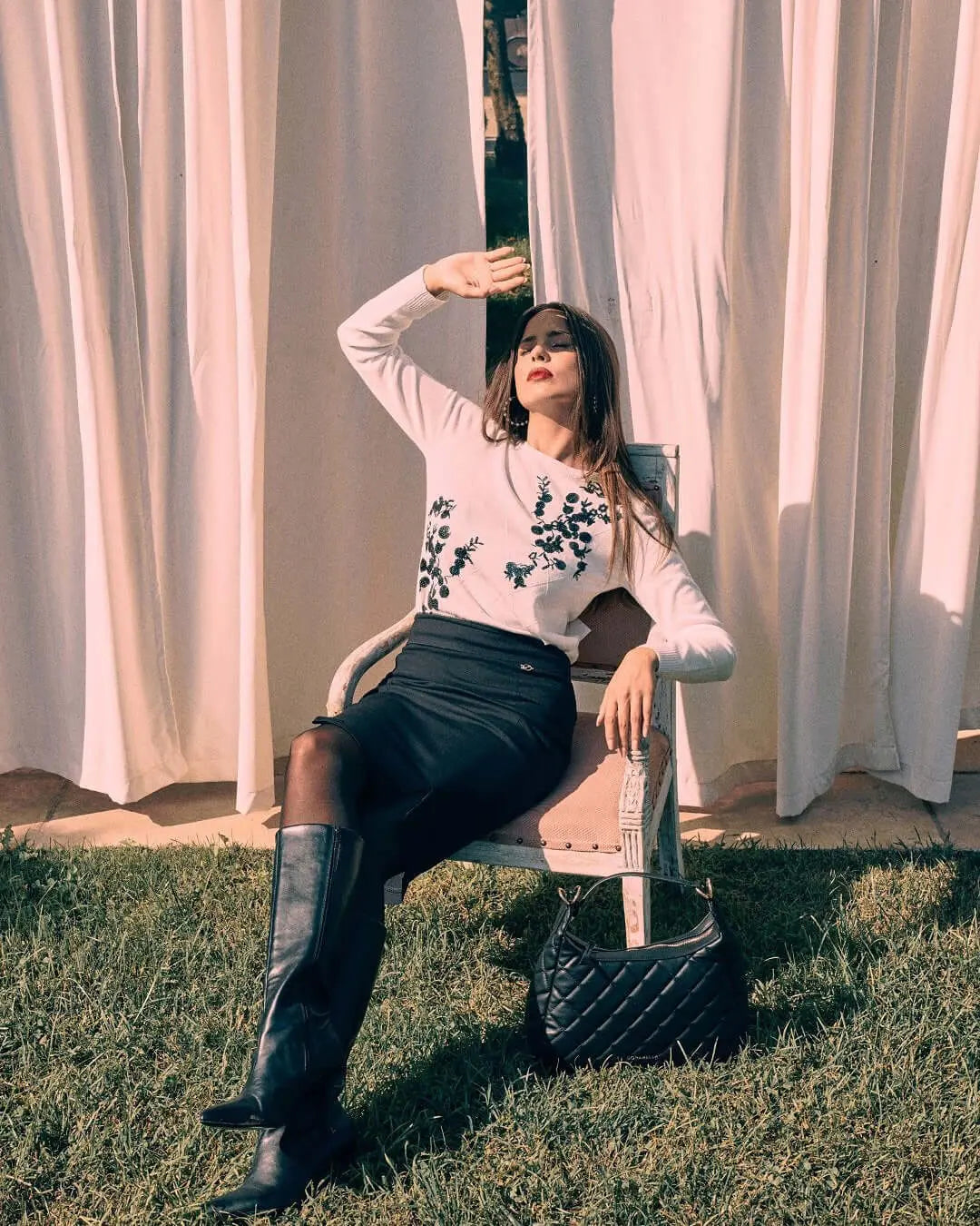 Maglia a girocollo con ricami frontali in paillettes OFF WHITE DORABELLA XL