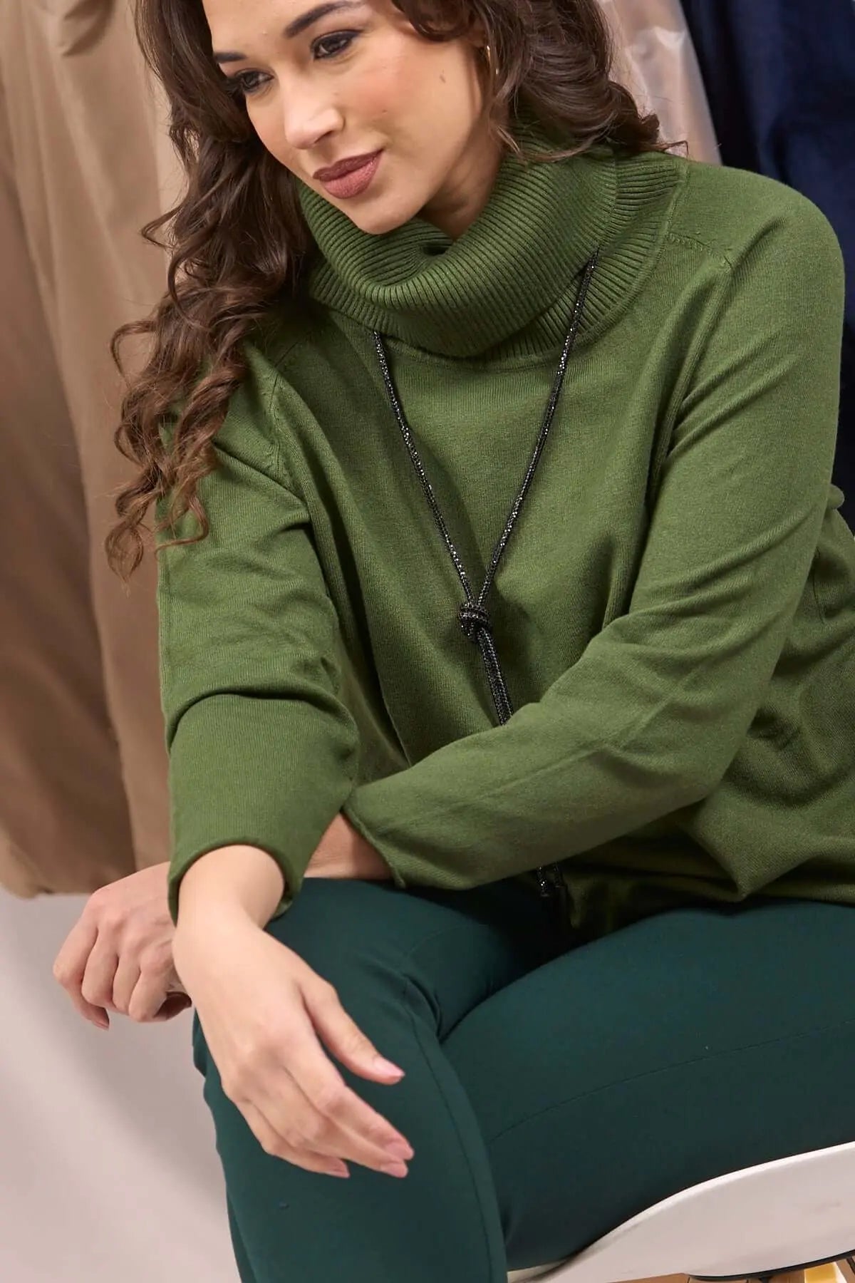 Maglia a manica raglan con collo alto MILITARE DORABELLA PIU'