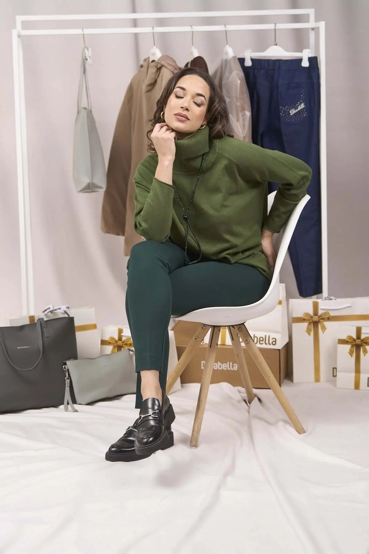 Maglia a manica raglan con collo alto MILITARE DORABELLA PIU'