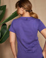 Maglia a maniche corte in filato di cotone tinta unita con decorazioni di strass sullo scollo. VIOLA DORABELLA